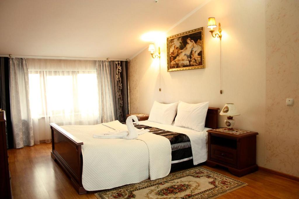 Rayske Yabloko Hotel Lviv Room photo
